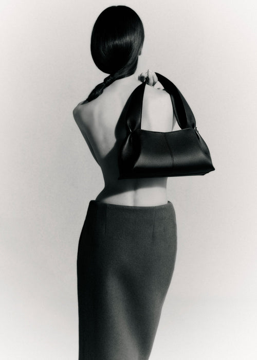 ALMA Tote – East West | Black