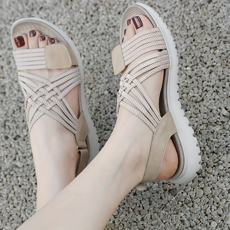 Soline | Sporty-elegant sandals with a high sole