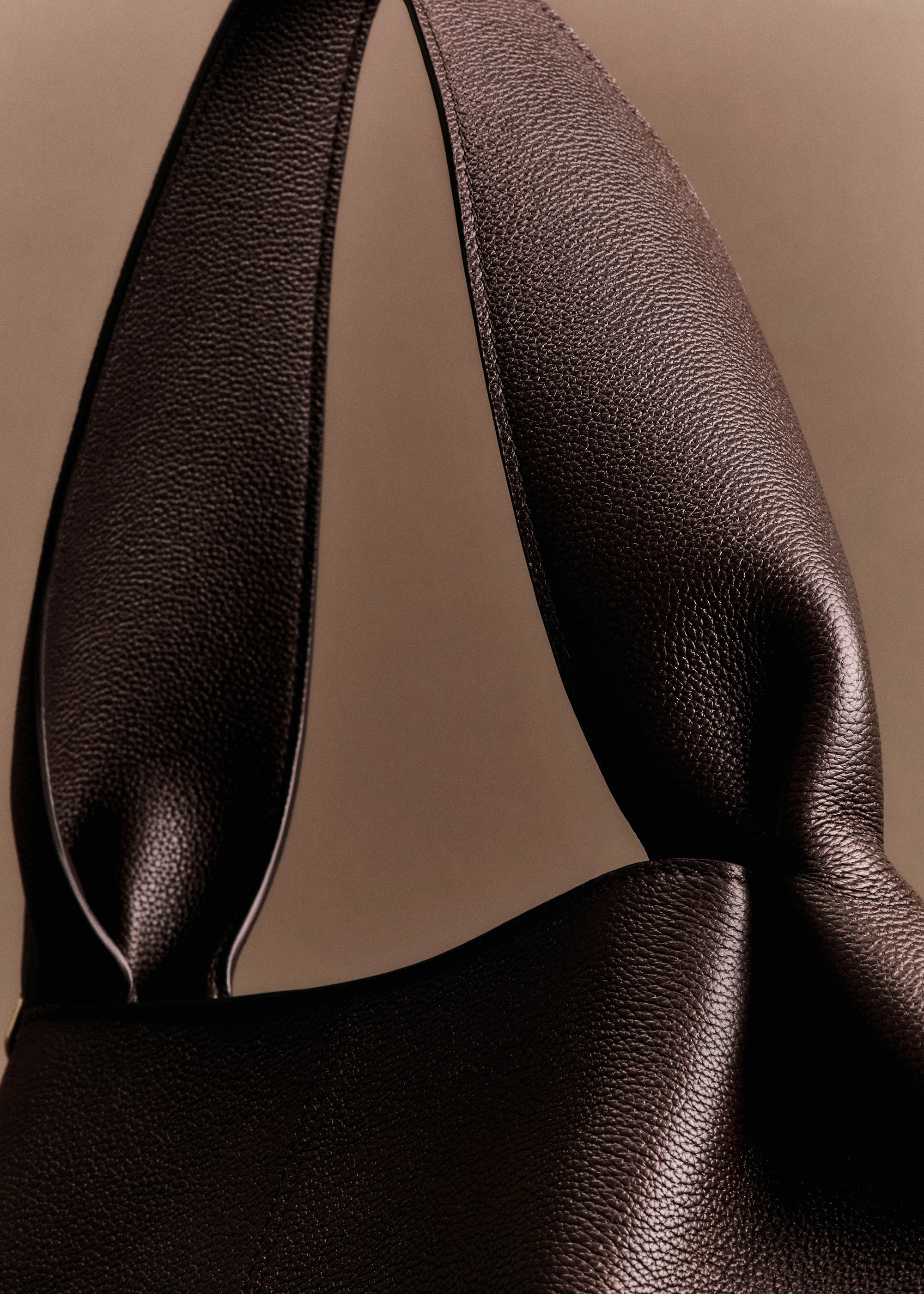 ALMA Tote – East West | Ebony